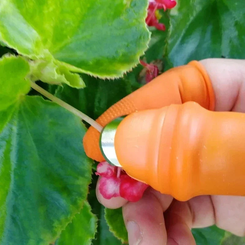 Household Kitchen Gardening Silicone Thumb Knife Finger Protector Farm Vegetable Fruit Picker Gears Cutting Harvesting Tools